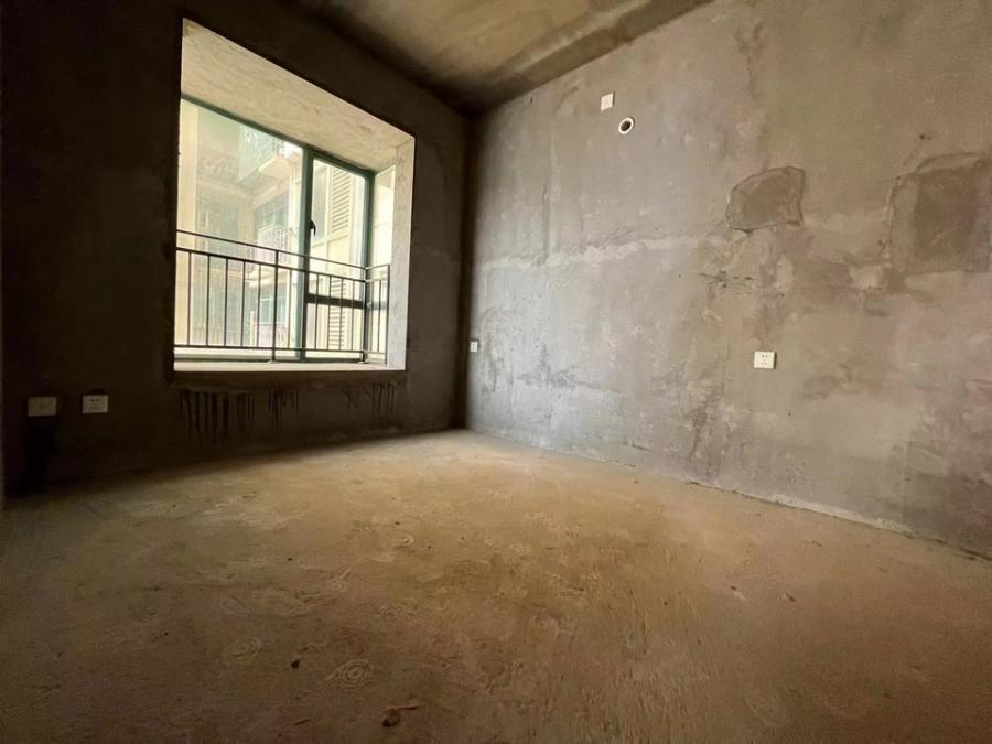 富基世紀(jì)公園法拍房52#、53#棟1106室