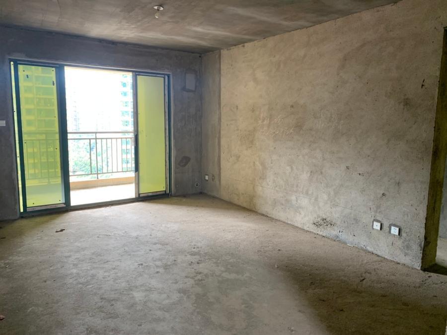 富基世紀(jì)公園法拍房三期44、45#棟2004號(hào)