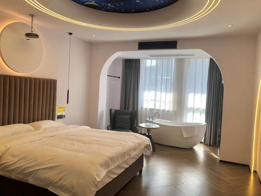 君臨國際（青和購物中心）法拍房A、B棟1619號