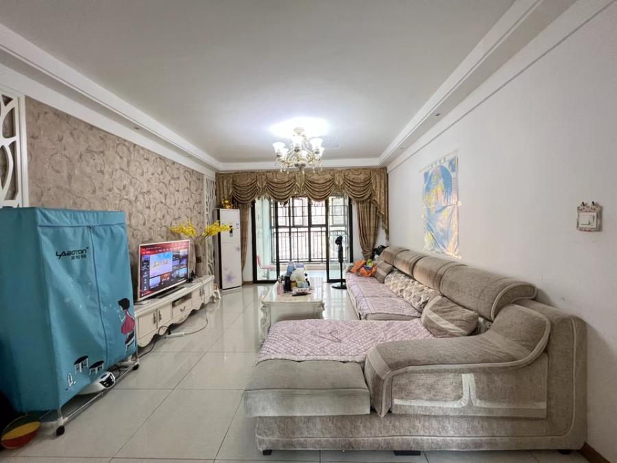 中海國(guó)際社區(qū)二期（中海江御名園）法拍房二期二區(qū)3、4棟808房