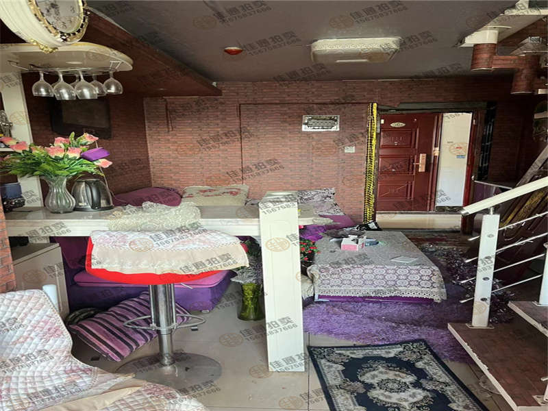 金色LOFT（鑫秋大廈）法拍房1622號房及室內物品