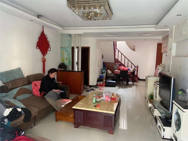 蓮湖大市場（蓮湖汽配城）法拍房6、7棟601房