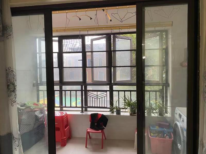 中海國際社區(qū)三期（中海江御名園）法拍房三期11棟302號(hào)