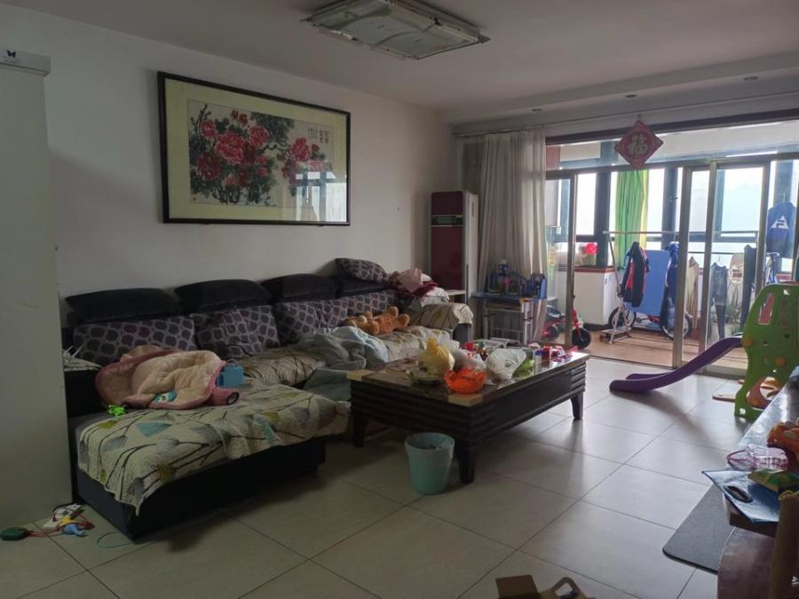 同發(fā)南國(guó)新城法拍房A、B、C、D棟505室