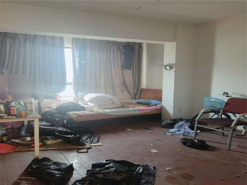 金典商務中心法拍房1、2、3、4棟611號