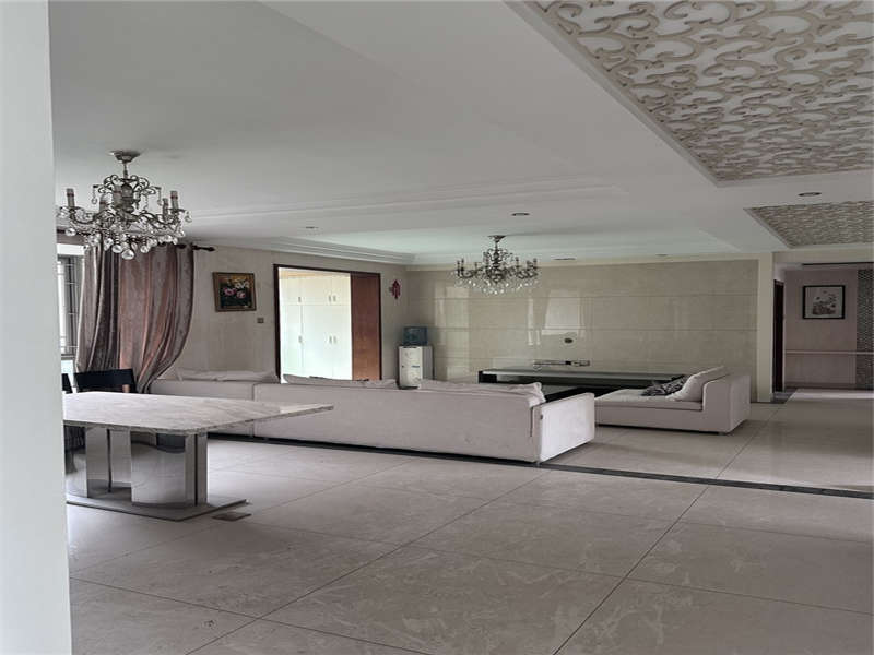 新城新世界法拍房D5棟801、802