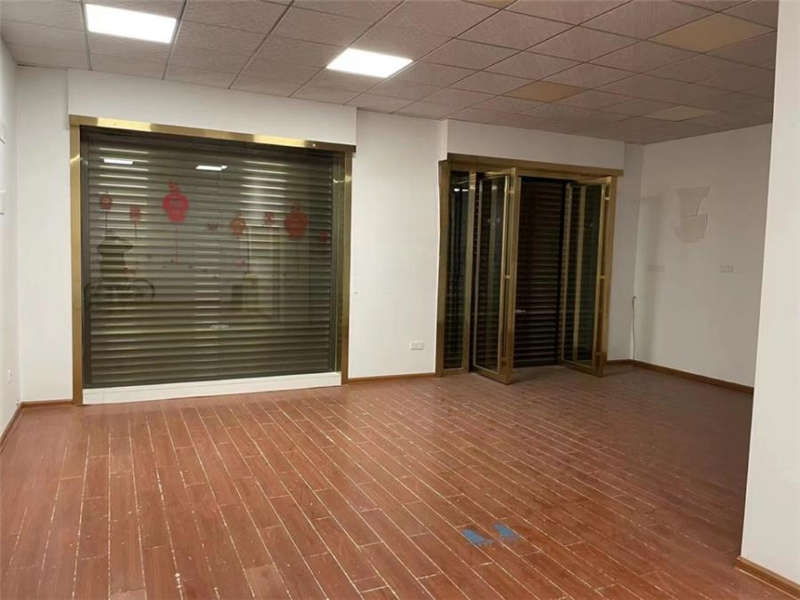 星沙鎮(zhèn)三產(chǎn)業(yè)街法拍房3片6組合1、2號(hào)101室