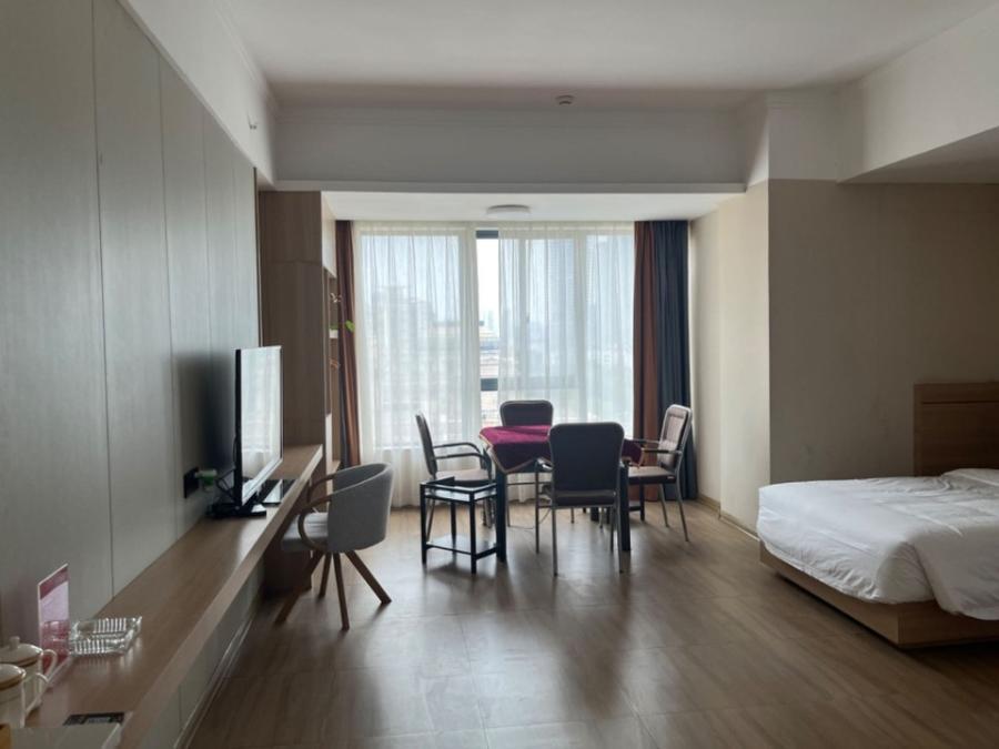 湖南華?。ɑ鹧骈_發(fā)區(qū)二片）法拍房1棟703號