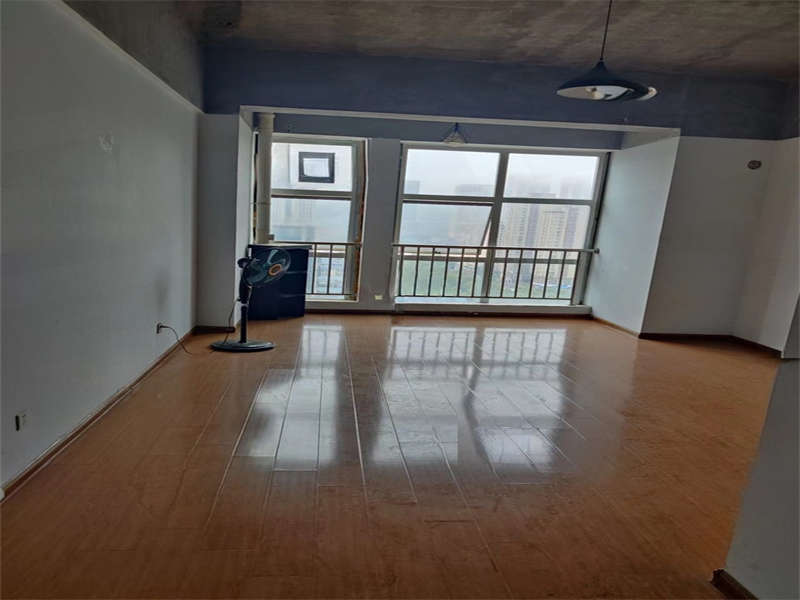 恒泰廣場（恒泰商業(yè)廣場）法拍房1棟（塔樓）、5棟（塔樓）、商業(yè)（裙房）地下室1322房