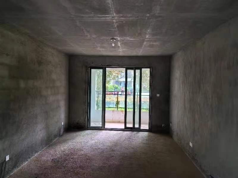 五礦萬(wàn)境藍(lán)山（萬(wàn)境藍(lán)山梧桐苑）法拍房1棟101房