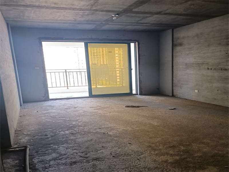 富基世紀(jì)公園法拍房73、74棟705室