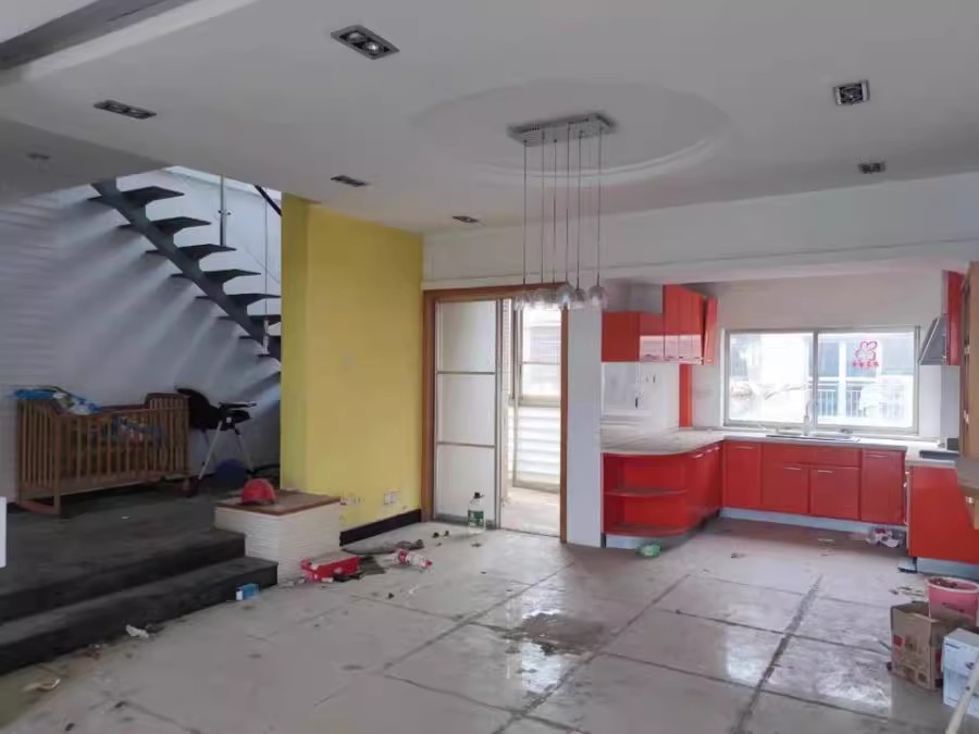 恒都苑法拍房0813926棟603、703室房屋及房屋內(nèi)的家具、家電