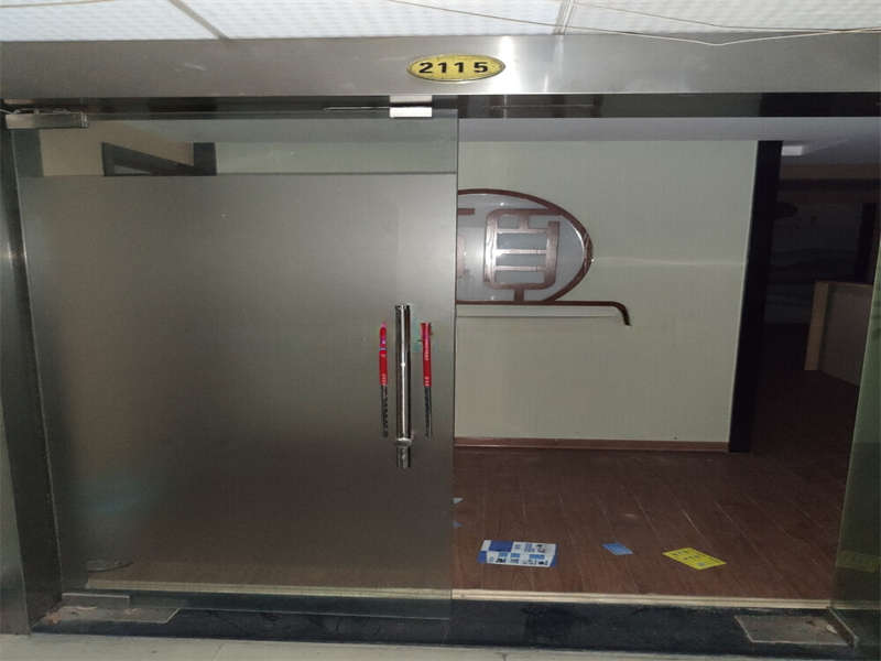 新時(shí)代商務(wù)廣場(chǎng)法拍房2114、2115號(hào)