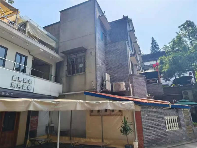 望月湖小區(qū)(望月湖三片)法拍房101、201等3套房產(chǎn)