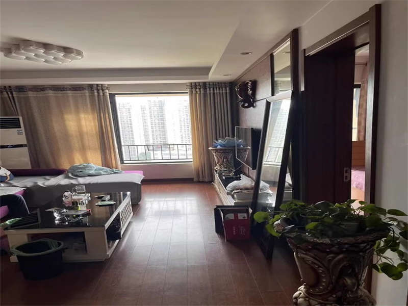 萬(wàn)科金域華府法拍房三、四期2棟、3棟、商業(yè)B區(qū)2414號(hào)