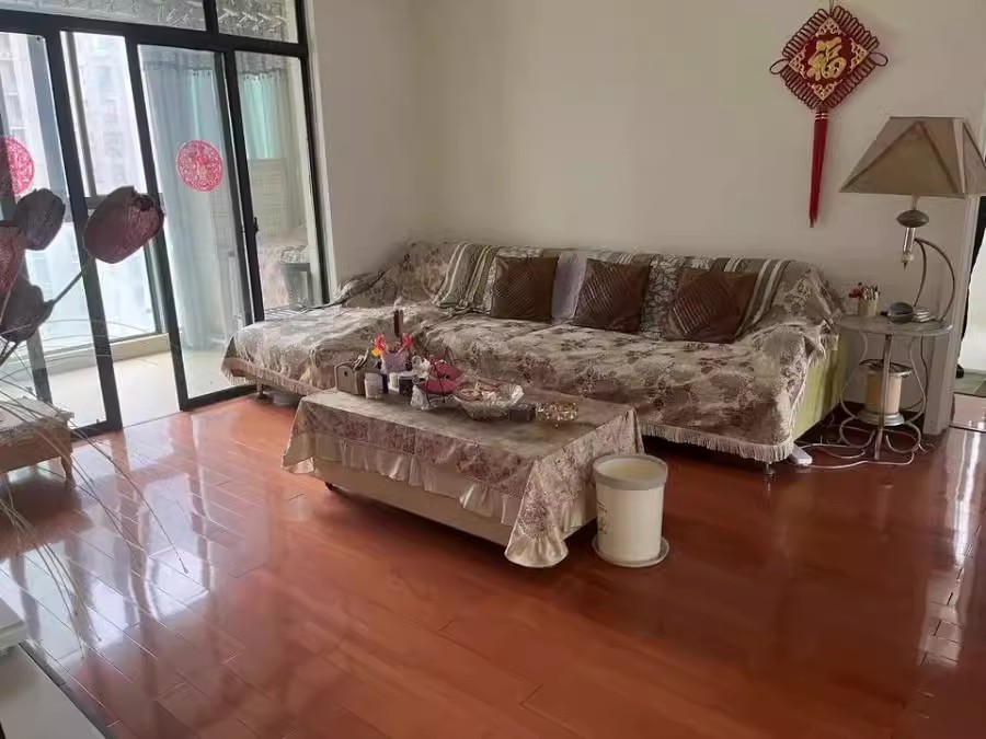 湘江世紀城映江苑法拍房12棟2101房（雙學(xué)區(qū)）