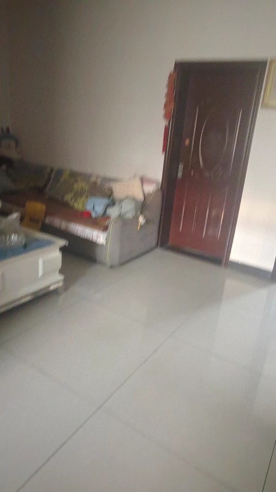 城西小區(qū)（瀟湘社區(qū)安置房）法拍房A10棟101、201、301、401、501室