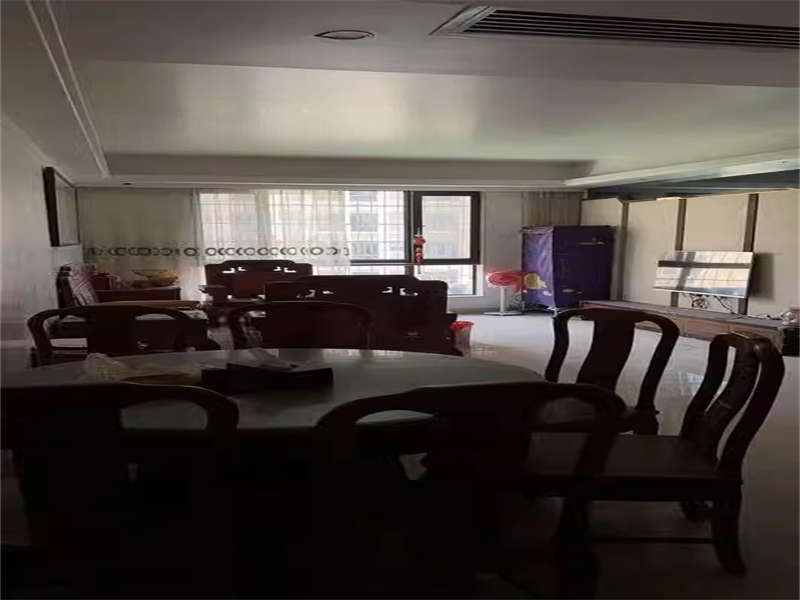 康斯丹郡（融程領秀佳園）法拍房4棟706號