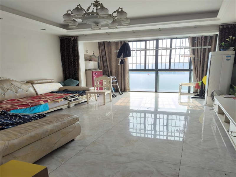 星城映象家園法拍房13棟1804號及室內(nèi)物品