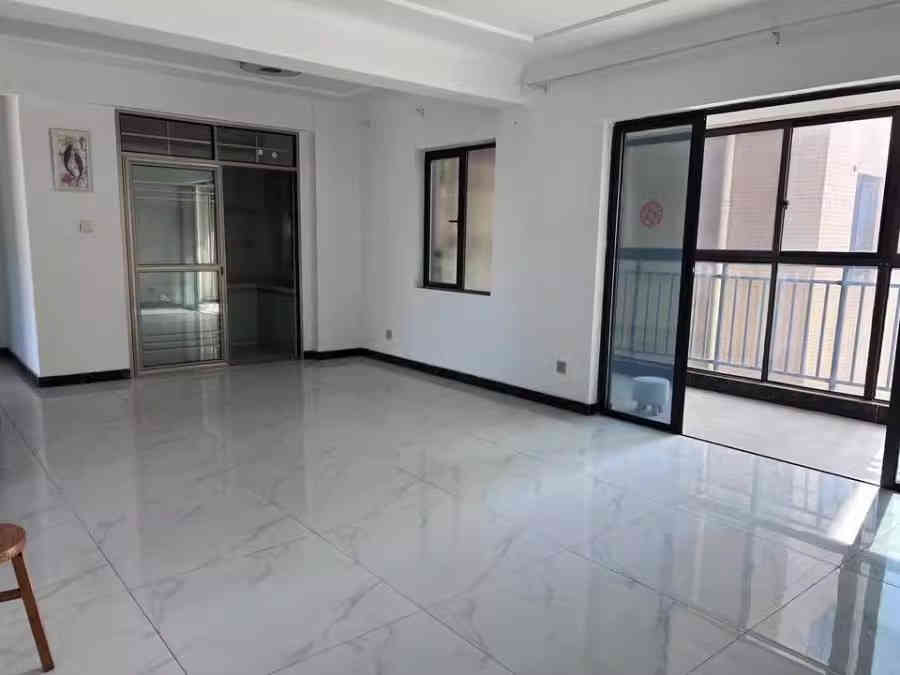 （大漏 雙學(xué)位 長(zhǎng)郡雙語(yǔ)）鈺龍?zhí)煜录褕@法拍房二期住宅1棟2005號(hào)