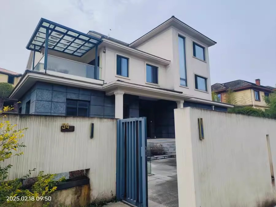 （精裝獨(dú)棟別墅）浙商黃花度假酒店法拍房34棟101室