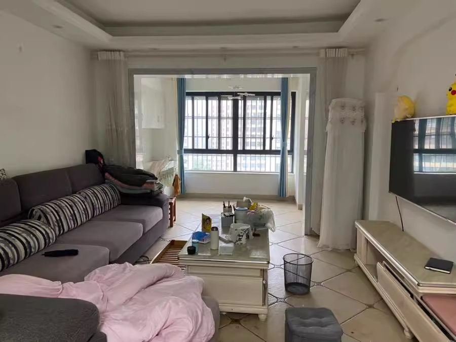 （地鐵口 雙學(xué)區(qū)）勤誠(chéng)達(dá)新界法拍房H5棟1102號(hào)房