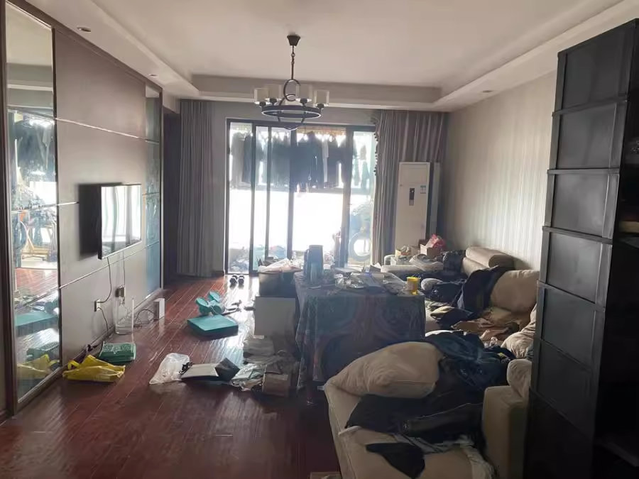 （便宜地鐵三房）萬科城法拍房1、2棟1606號房