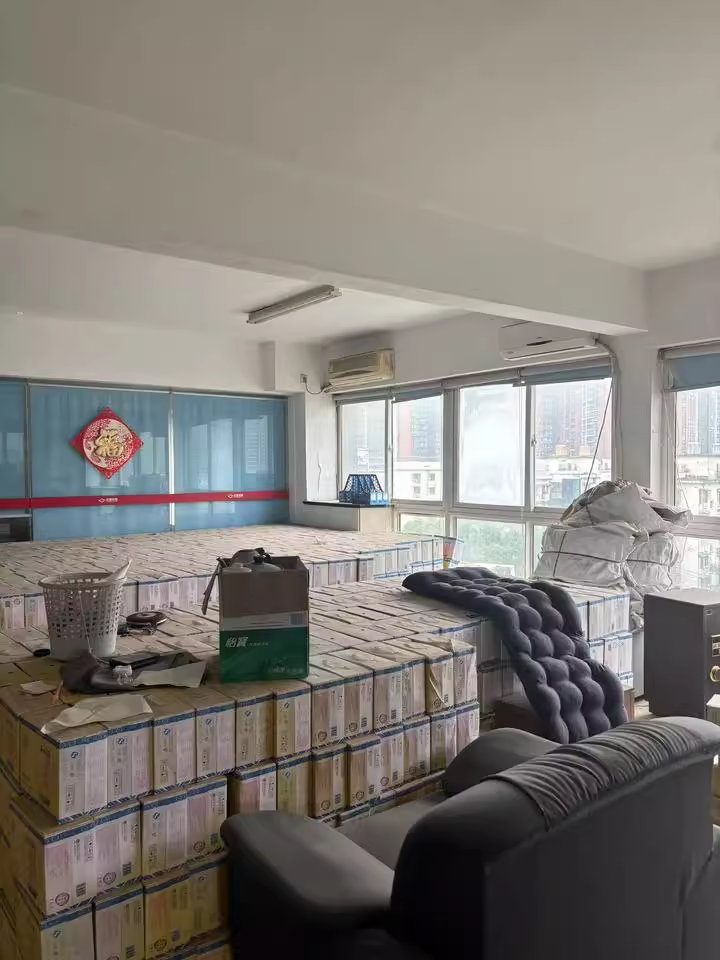 （月租5000）伍家?guī)X生活廣場法拍房2-3號棟8001、8002、8003、8004室