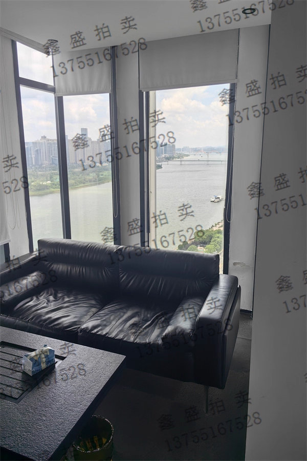 （一線江景 寫字樓）萬達(dá)廣場C區(qū)法拍房3號(hào)樓2710號(hào)