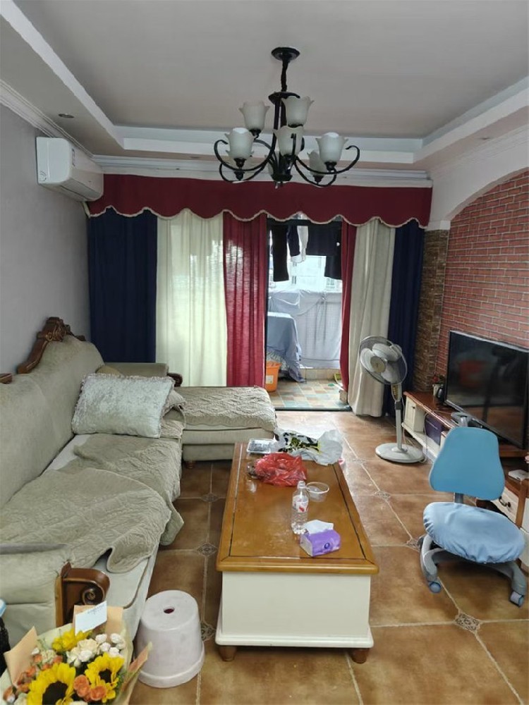 （五折，頂復(fù)）威爾士春天（綠洲花園）法拍房8棟3304