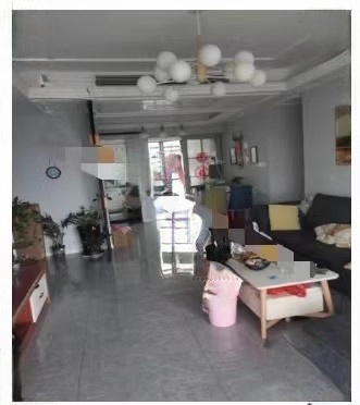 中南國(guó)際眼鏡城（中偉商業(yè)中心）法拍房3、4、5棟2701號(hào)